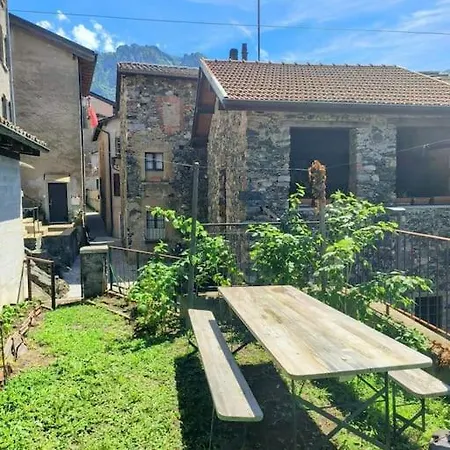 Апартаменти Romantic Sonvico *